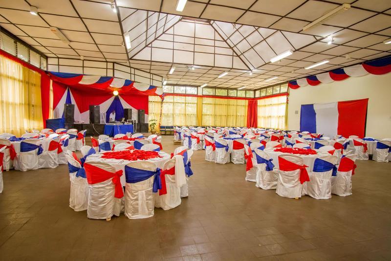 Blue Post Hotel Thika Exterior photo