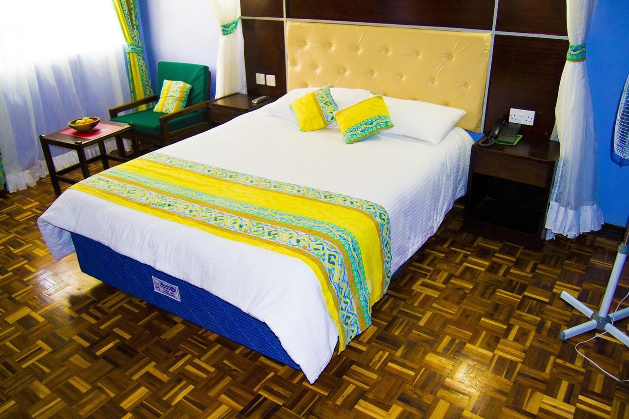Blue Post Hotel Thika Exterior photo