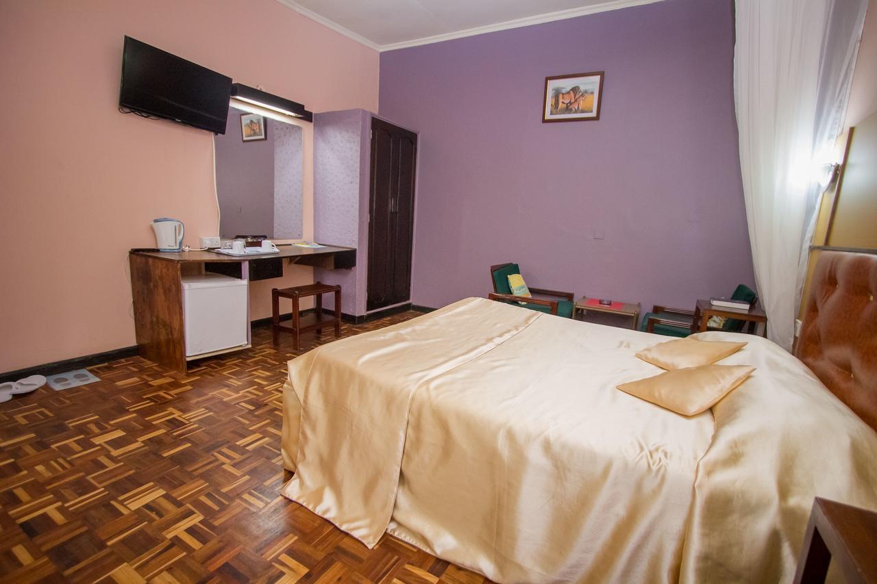 Blue Post Hotel Thika Exterior photo