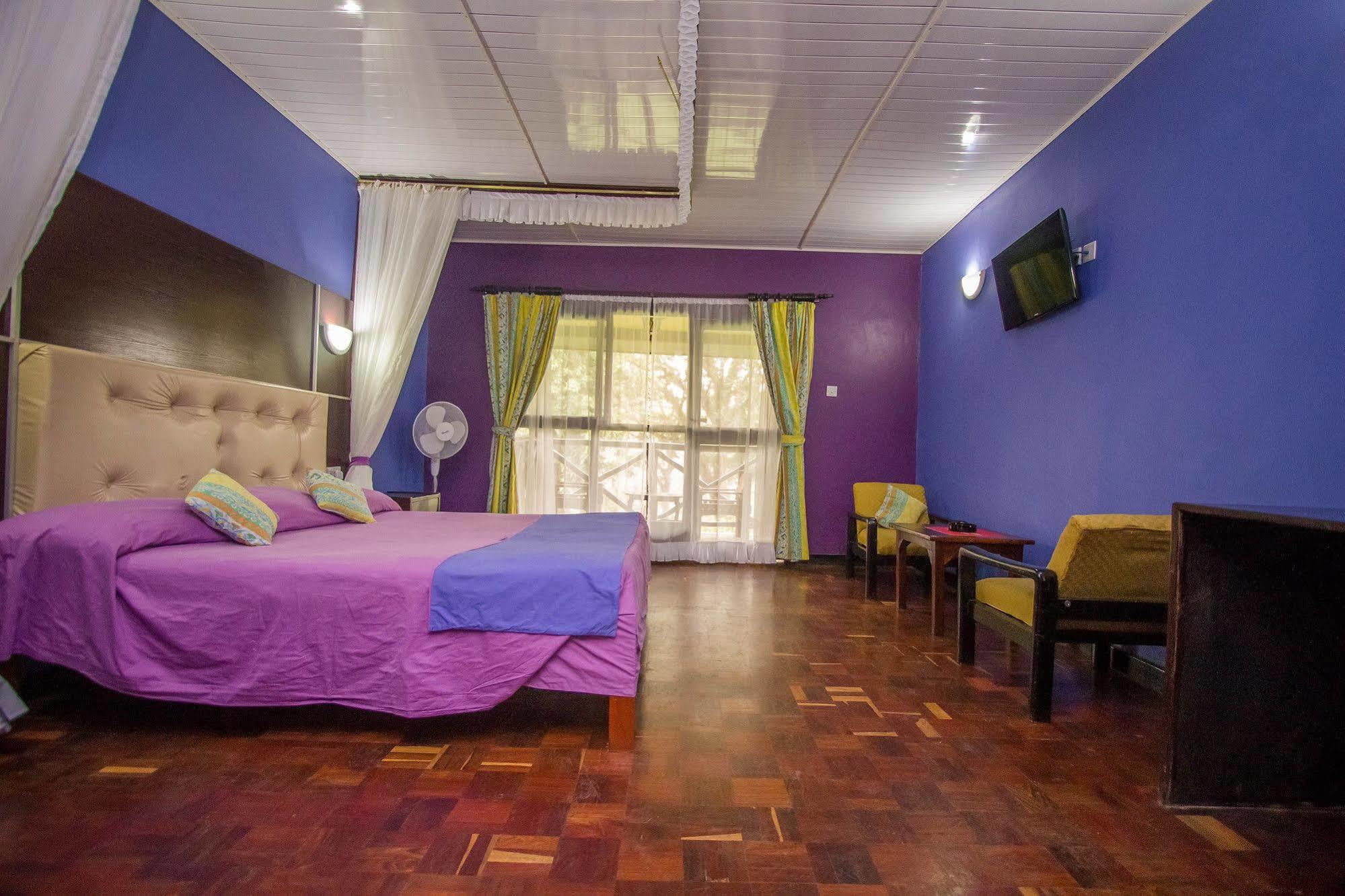 Blue Post Hotel Thika Exterior photo